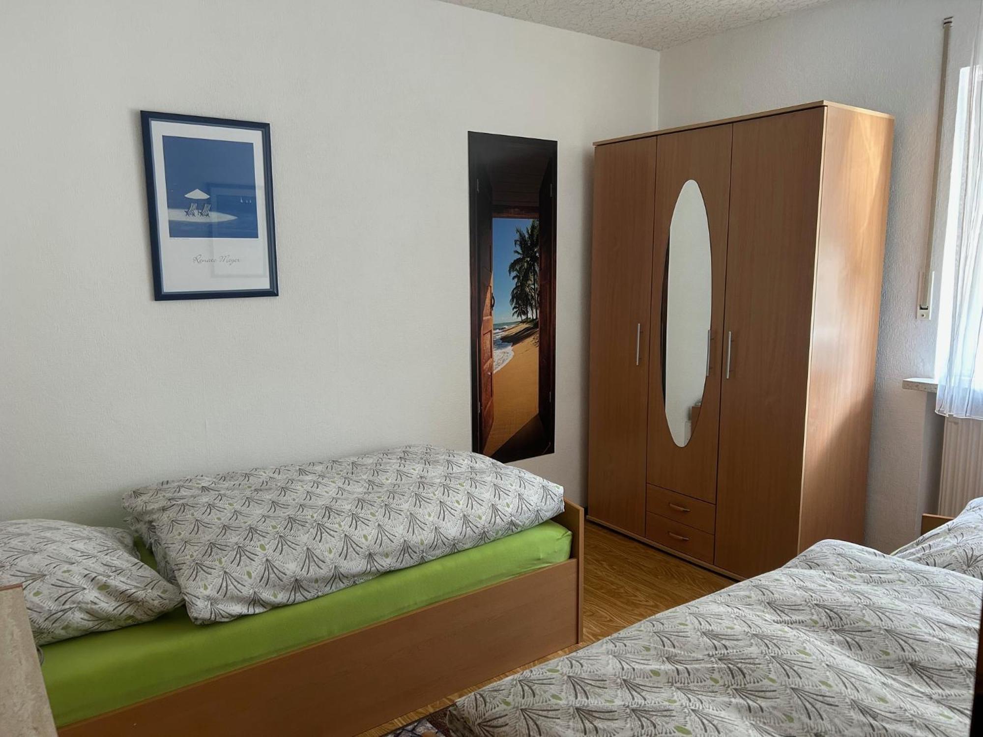 Ferienwohnung Am Wald - Naehe Funpark Цирндорф Экстерьер фото
